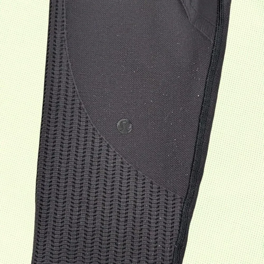 Lululemon Compression Leggings 8 Black Athleisure‎ Workout - Picture 3 of 5